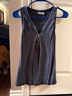 Ounaya Ribbed Zip-Front Tank Top in Charcoal